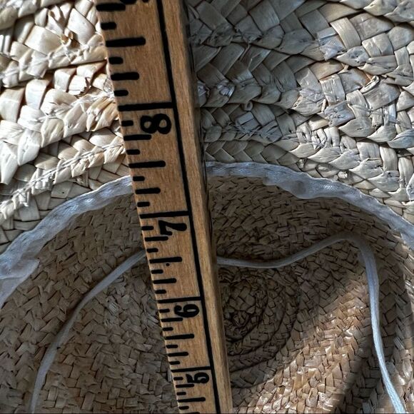 Women's Wide Brimmed Straw Hat Beach Summer Fun Yellow Trim - Picture 6 of 6